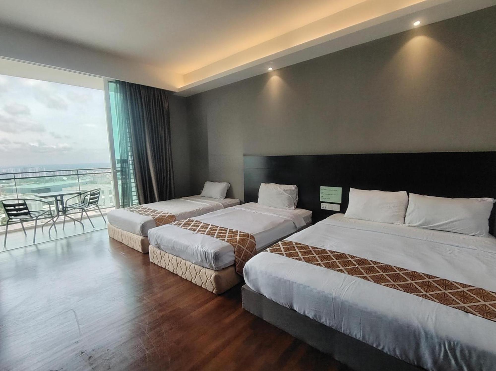The Shore Residence Melaka Exterior foto