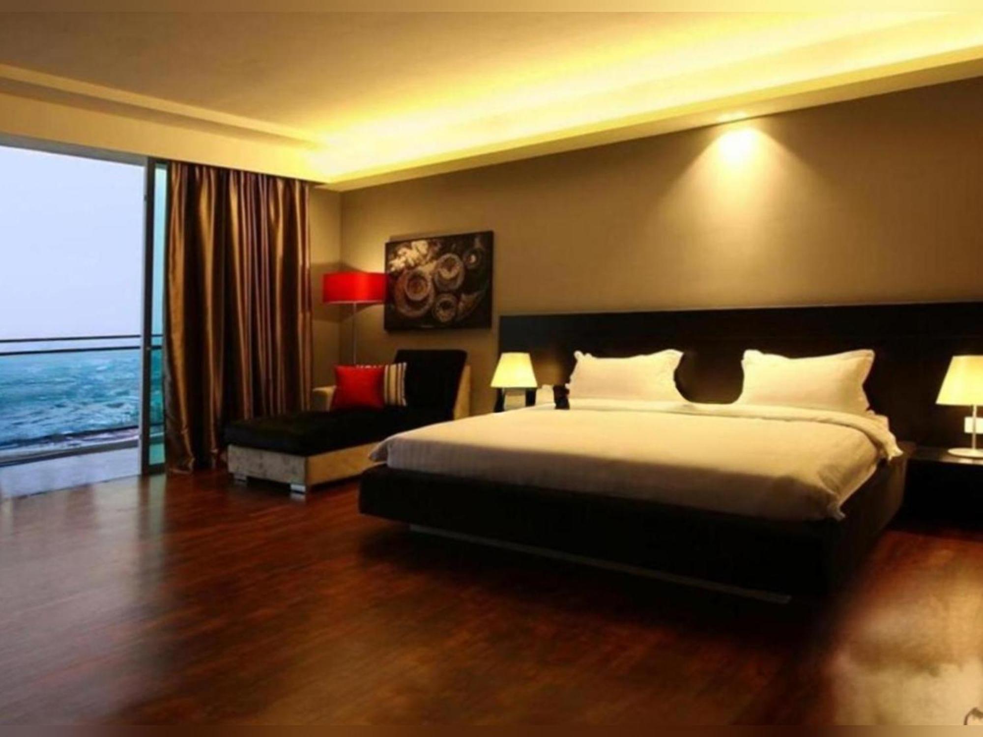 The Shore Residence Melaka Exterior foto